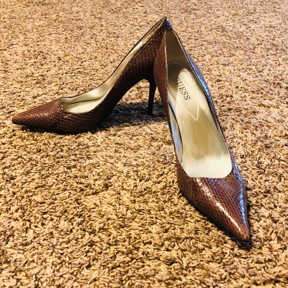 Guess snakeskin shoes